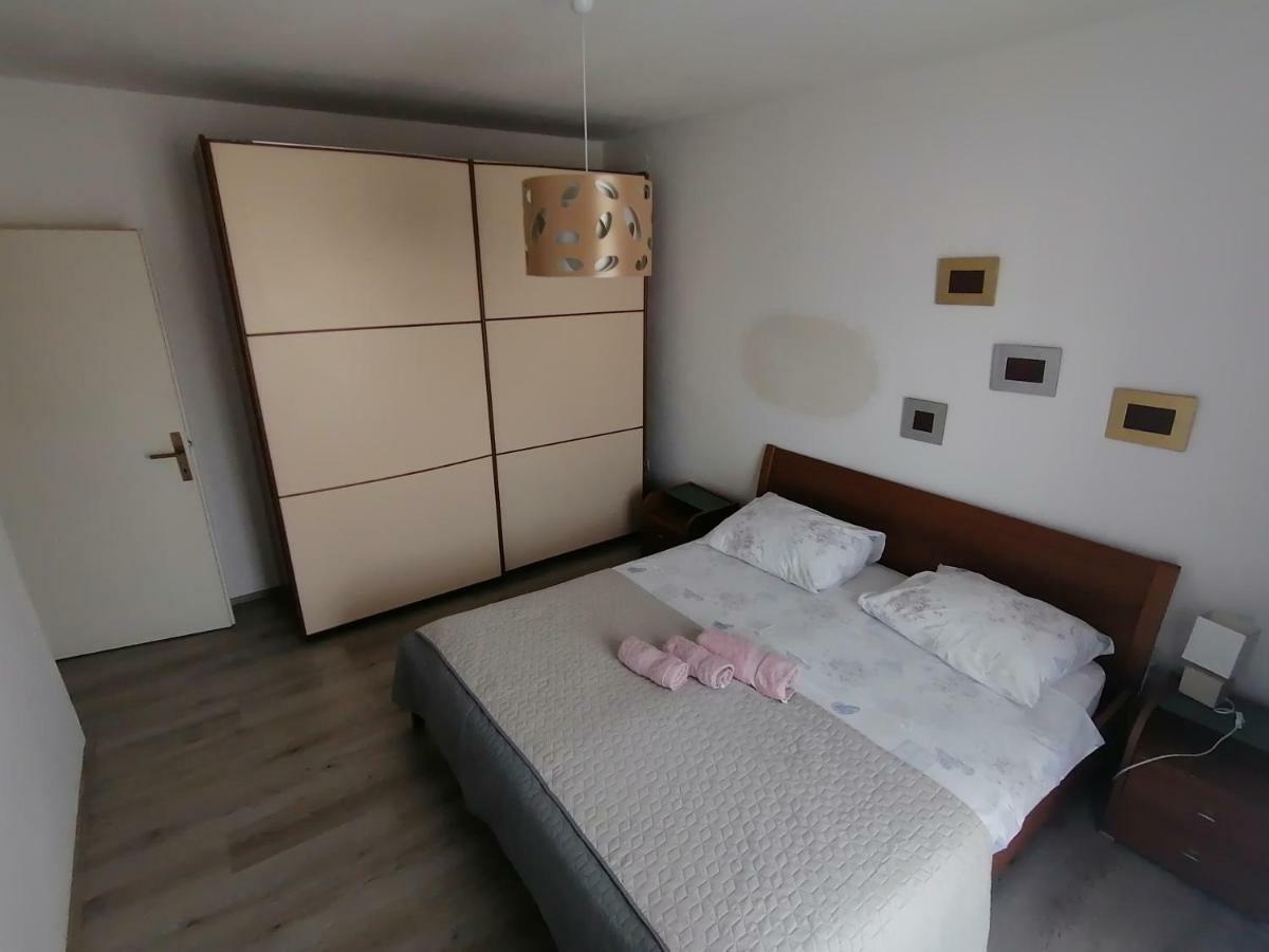 Apartments Bernarda, Jezera Eksteriør bilde